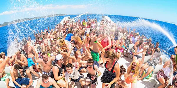 Pack Barco y Noche Málaga - 105€